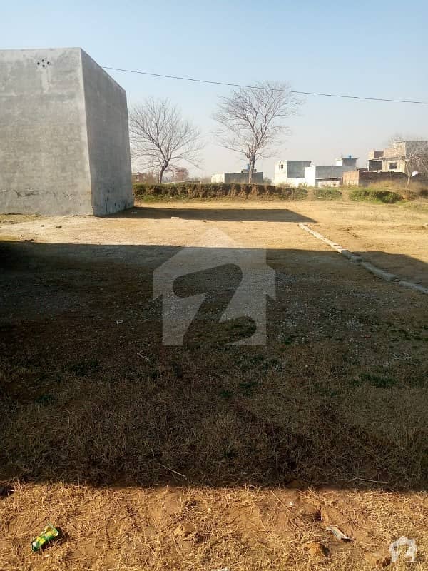 5 Marla  Plot For Sale Gas, Electricity And Water Available 2 Min Drive From Comsats University