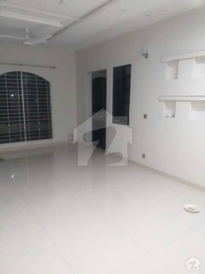 Upper Portion Available For Rent In Phase 1 Cantt