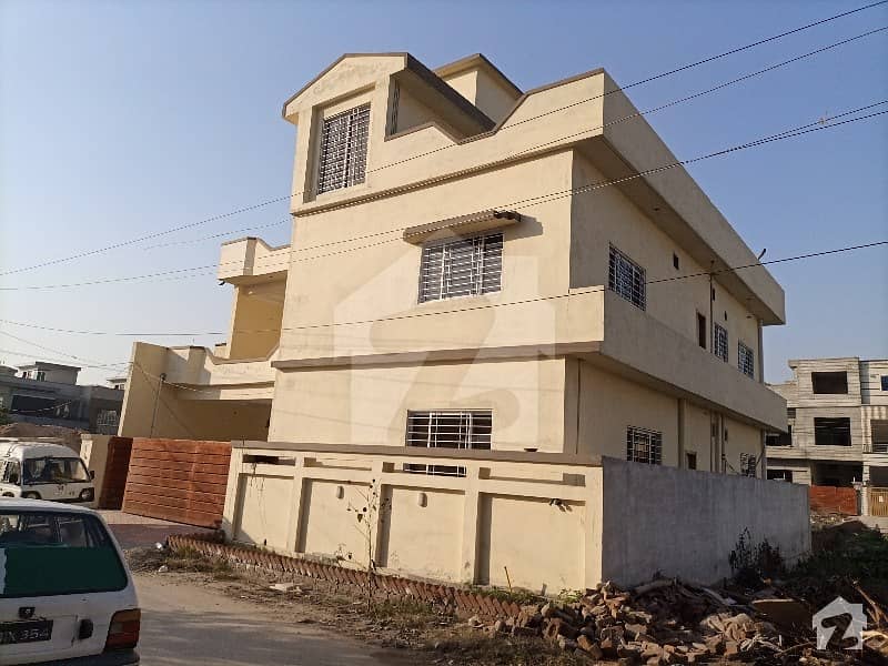 House For Sale In Rs. 25,000,000