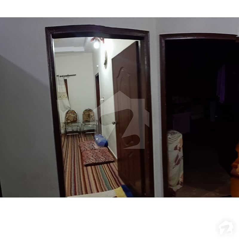 ناظم آباد 3 - بلاک ایچ ناظم آباد 3 ناظم آباد کراچی میں 3 کمروں کا 2.16 کنال بالائی پورشن 1 کروڑ میں برائے فروخت۔