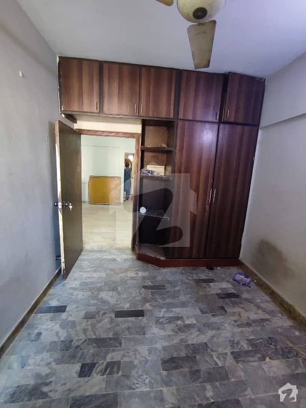 West Open 2nd Floor Flat For Rent In Ideal Location Of Dha