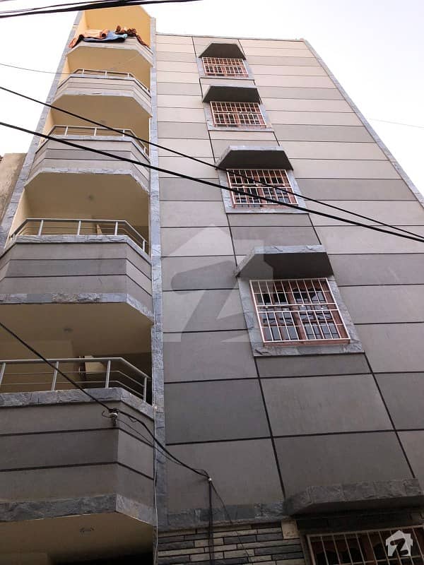کشمیر کالونی کراچی میں 2 کمروں کا 4 مرلہ فلیٹ 50 لاکھ میں برائے فروخت۔