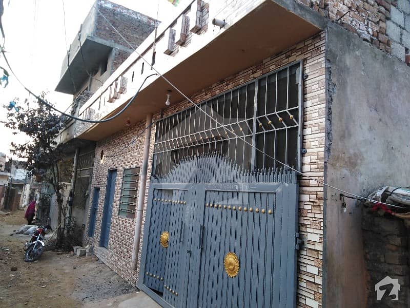 Highly-Coveted 900 Square Feet House Is Available In Ali Pur For Sale