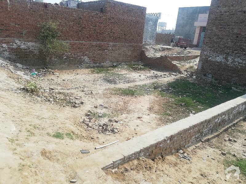 Residential Plot Sized 1365 Square Feet Is Available For Sale In Shami Road