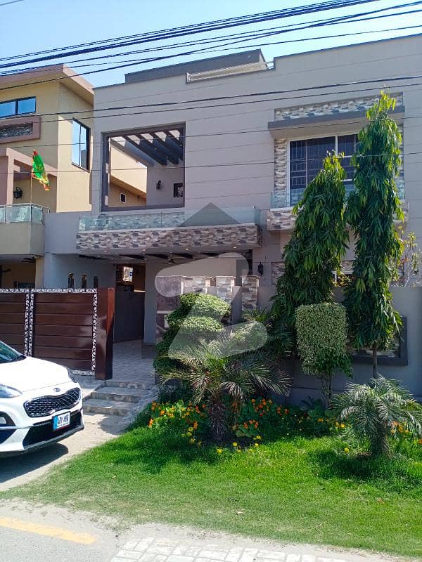 8 Marla Beautiful House Available For Rent Bahria Nasheman Ferozpure Road Lahore.