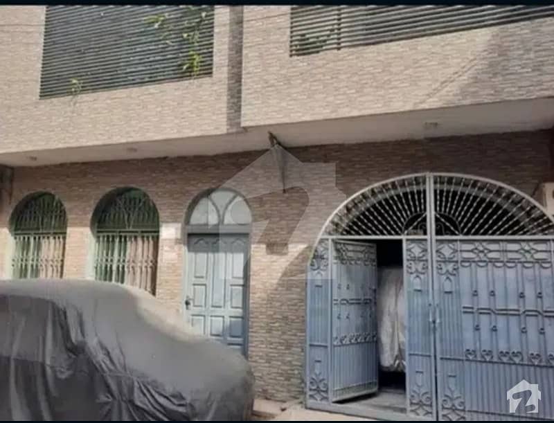 صادق آباد راولپنڈی میں 6 کمروں کا 7 مرلہ مکان 1.7 کروڑ میں برائے فروخت۔