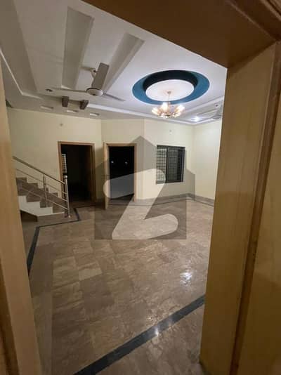 ڈاکٹرز کالونی جہلم میں 5 کمروں کا 7 مرلہ مکان 88 لاکھ میں برائے فروخت۔