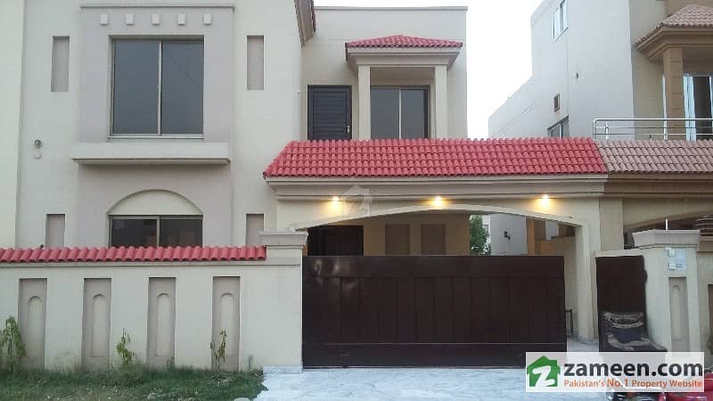 10 Marla Brand New House For Sale In Jasmin Block Bahria Town Lahore