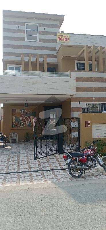 In Nasheman-E-Iqbal Phase 2 - Block B House Sized 4500 Square Feet For Sale
