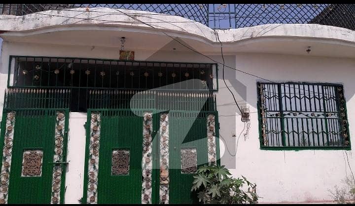 شاہ خالد کالونی راولپنڈی میں 4 کمروں کا 4 مرلہ مکان 55 لاکھ میں برائے فروخت۔