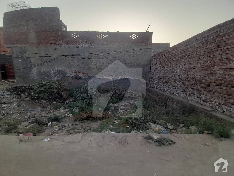 رحمت ٹاؤن جی ٹی روڈ لاہور میں 3 مرلہ رہائشی پلاٹ 38 لاکھ میں برائے فروخت۔