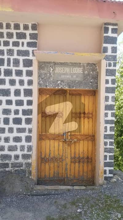 ماؤنٹ وسٹا ایبٹ آباد روڈ مری میں 10 کمروں کا 14 کنال مکان 12.5 کروڑ میں برائے فروخت۔