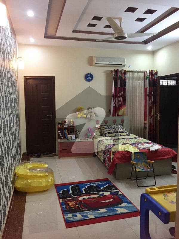 2250 Square Feet House For Rent In Beautiful Nasheman-E-Iqbal