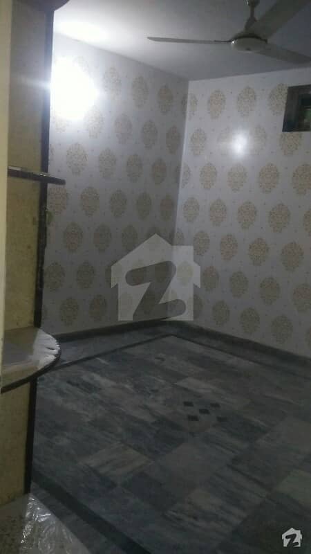 بہارہ کھوہ اسلام آباد میں 4 کمروں کا 4 مرلہ مکان 42 ہزار میں کرایہ پر دستیاب ہے۔
