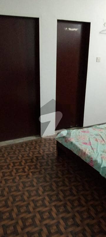 ڈیفینس ویو فیز 2 ڈیفینس ویو سوسائٹی کراچی میں 1 کمرے کا 1 مرلہ کمرہ 19 ہزار میں کرایہ پر دستیاب ہے۔