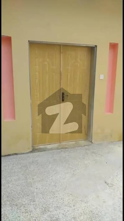 دھکو روڈ چکوال میں 2 کمروں کا 7 مرلہ مکان 18 ہزار میں کرایہ پر دستیاب ہے۔