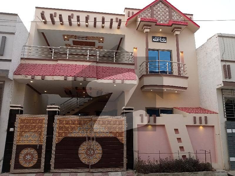1350 Square Feet House In Central Johar Town For Sale