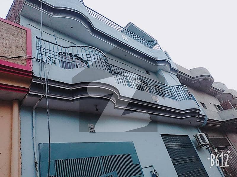 خان کالونی شیخوپورہ میں 8 کمروں کا 7 مرلہ مکان 85 لاکھ میں برائے فروخت۔