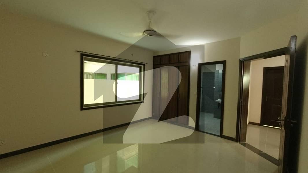 Ready To Buy A Corner House 500 Square Yards In Karachi