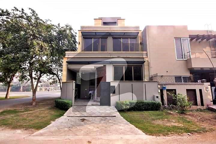 5 Marla Fully Basement Modern corner Owner build Bungalow for sale in phase 5 by syed brothers