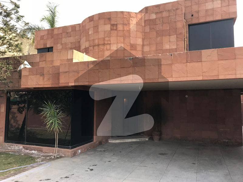 Kanal Used Bungalow On 100ft Road For Sale In DHA Phase 3 W