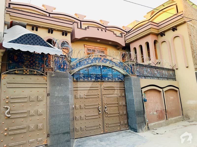 ورسک روڈ پشاور میں 8 کمروں کا 10 مرلہ مکان 2.5 کروڑ میں برائے فروخت۔