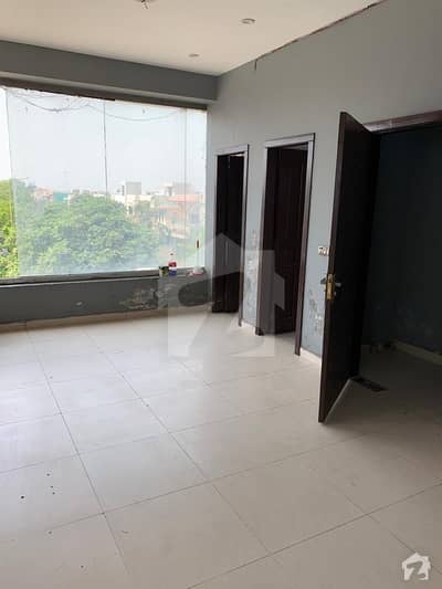 4 MARLA COMMERCIAL FLOOR AVAILABLE FOR RENT BY SERANI ESTAE