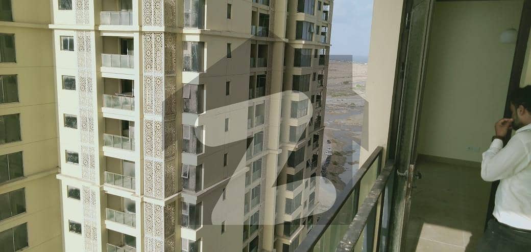 2800 Square Feet Flat In Emaar Crescent Bay For Rent