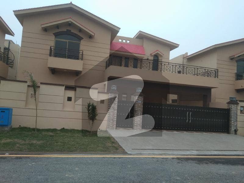 17 Marla Brig House For Sale In Askari 10 Sector F