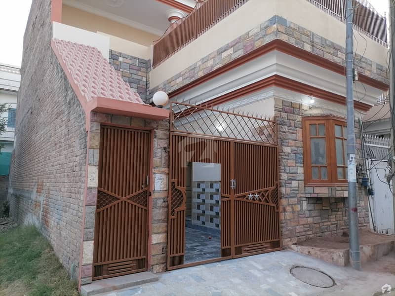 حیات آباد فیز 4 - این1 حیات آباد فیز 4 حیات آباد پشاور میں 6 کمروں کا 5 مرلہ مکان 2.5 کروڑ میں برائے فروخت۔