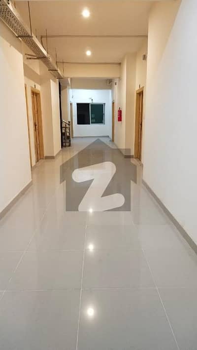 ارباب روڈ پشاور میں 2 کمروں کا 4 مرلہ فلیٹ 65 لاکھ میں برائے فروخت۔
