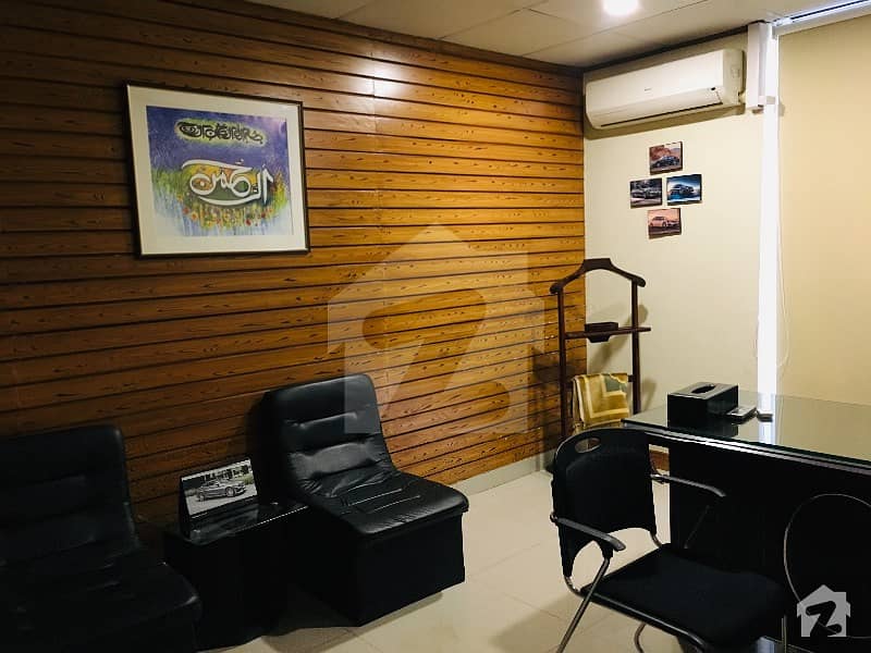 4000 Square Feet Ground Floor Fully Furnished Office Available For Rent