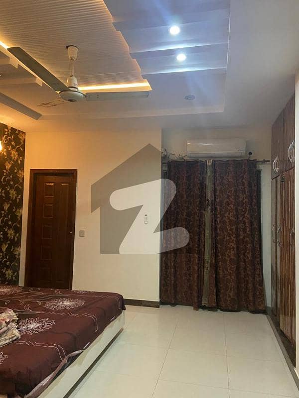 10 Marla Hot Location Like New House For Sale In Bahria Town Lahore