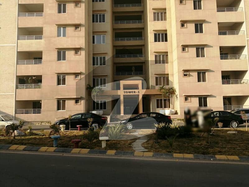 نیوی ہاؤسنگ سکیم کارساز کراچی میں 5 کمروں کا 16 مرلہ فلیٹ 7.75 کروڑ میں برائے فروخت۔