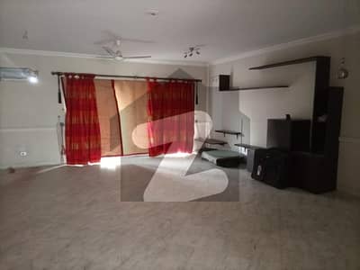3 Kanal Corner House For Rent Near MM Alam Road Lahore