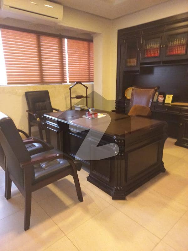 G11 markaz 1950 sqfeet Furnishad office for sale