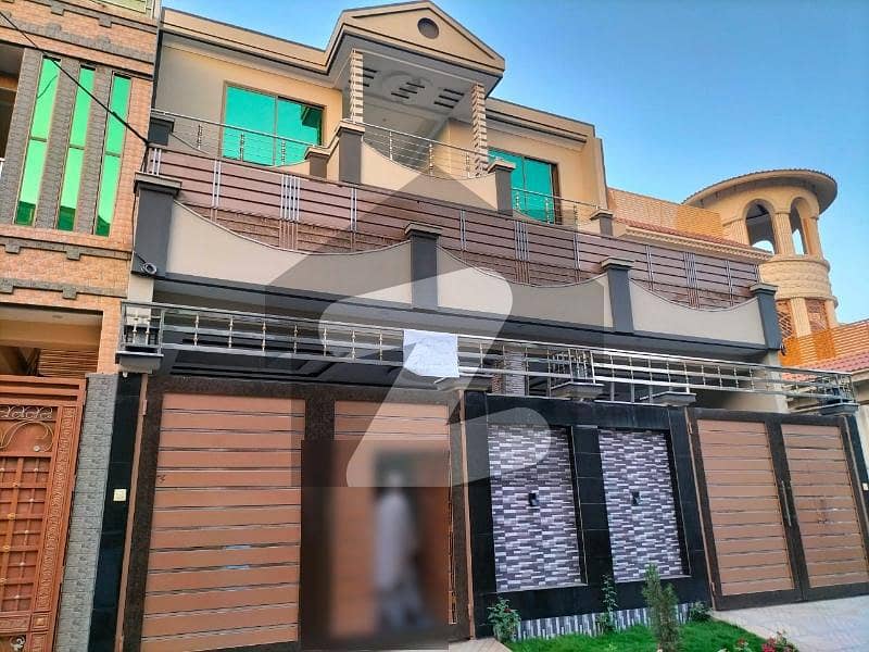 ارباب سبز علی خان ٹاؤن ایگزیکٹو لاجز ارباب سبز علی خان ٹاؤن ورسک روڈ پشاور میں 7 کمروں کا 10 مرلہ مکان 3.8 کروڑ میں برائے فروخت۔