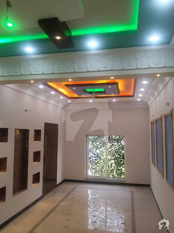الرحمان گارڈن فیز 4 الرحمان گارڈن لاہور میں 3 کمروں کا 5 مرلہ مکان 1.3 کروڑ میں برائے فروخت۔