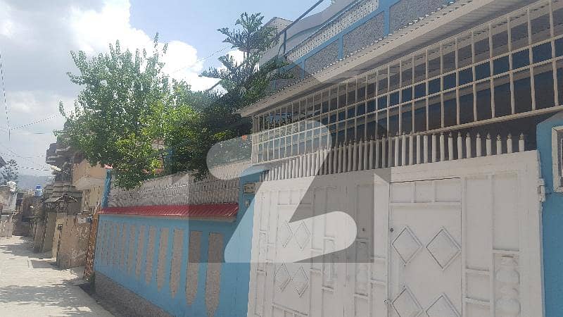 Double Storey Corner House Is Available For Sale In Janjua Road Supply