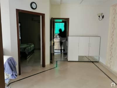 مین بلیوارڈ ڈی ایچ اے ڈیفینس ڈی ایچ اے ڈیفینس لاہور میں 3 کمروں کا 4 مرلہ مکان 1.36 کروڑ میں برائے فروخت۔