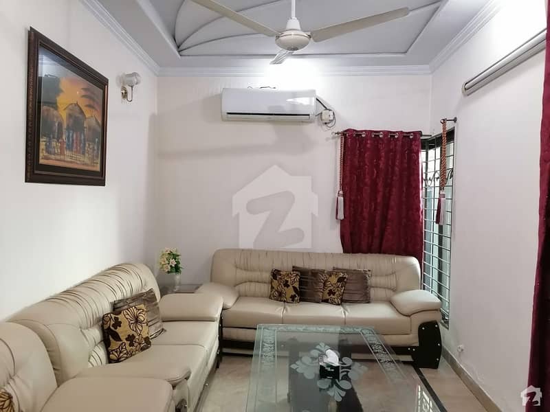 سپر ٹاون لاہور میں 3 کمروں کا 5 مرلہ مکان 1.4 کروڑ میں برائے فروخت۔