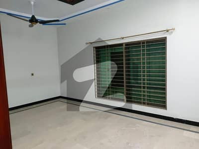 10 Marla Upper Portion For Rent In Model Town A Block Multan