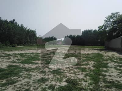 9 Marla Residential Plot Ideally Situated In Pajagi Road