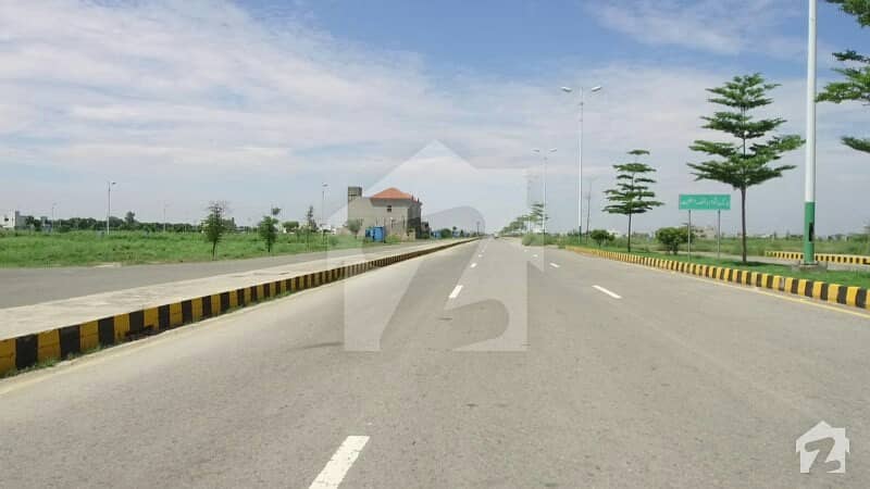 ڈی ایچ اے 9 ٹاؤن ۔ بلاک ڈی ڈی ایچ اے 9 ٹاؤن ڈیفنس (ڈی ایچ اے) لاہور میں 8 مرلہ رہائشی پلاٹ 1.7 کروڑ میں برائے فروخت۔