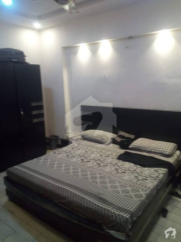 ستیانہ روڈ فیصل آباد میں 4 کمروں کا 5 مرلہ مکان 1.05 کروڑ میں برائے فروخت۔