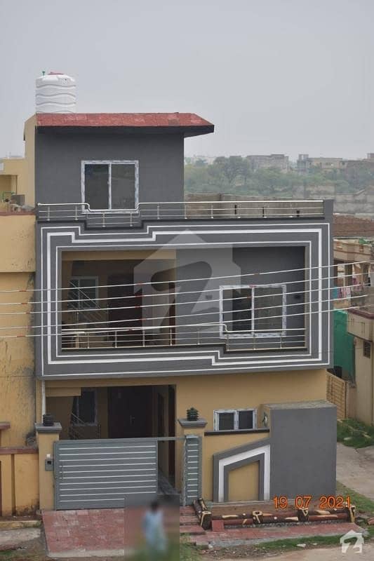 صنوبر سٹی اڈیالہ روڈ راولپنڈی میں 4 کمروں کا 6 مرلہ مکان 1.1 کروڑ میں برائے فروخت۔