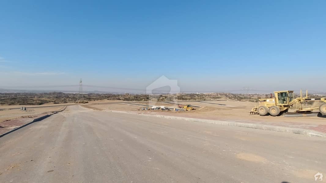 10 Marla Plot For Sale Precinct-4 Bahria Town Phase-8 Extension