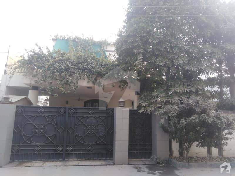 22 Marla Corner Furnished House Available For Sale In Saeed Colony No. 1