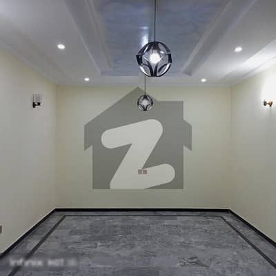 نیسپاک سکیم فیز 3 ڈیفینس روڈ لاہور میں 2 کمروں کا 5 مرلہ زیریں پورشن 30 ہزار میں کرایہ پر دستیاب ہے۔