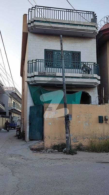 نیو لالہ زار راولپنڈی میں 4 کمروں کا 4 مرلہ مکان 1.05 کروڑ میں برائے فروخت۔